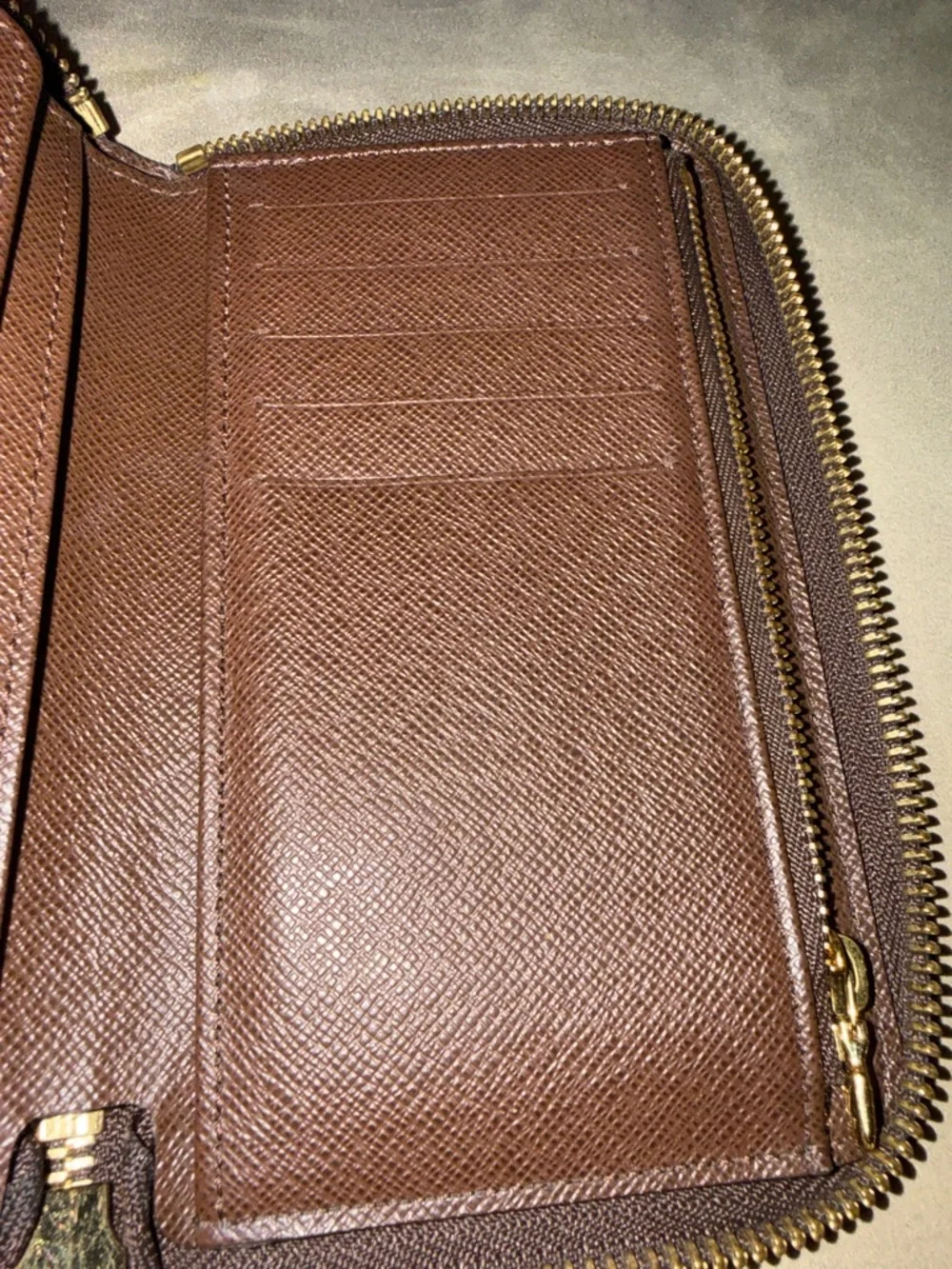 💯 Authentic Louis Vuitton Zippy Compact Wallet Damier Ebene